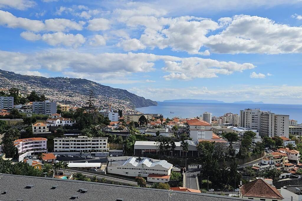 Apartmán Vista Mar - Ac, Parking And Pool Funchal  Exteriér fotografie